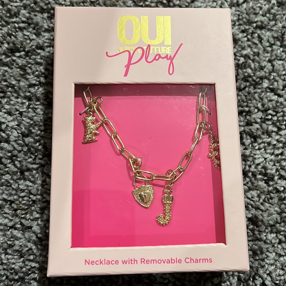 New Juicy Couture oui play dog crown lock initial charm link necklace gold 18 “ - Picture 3 of 3